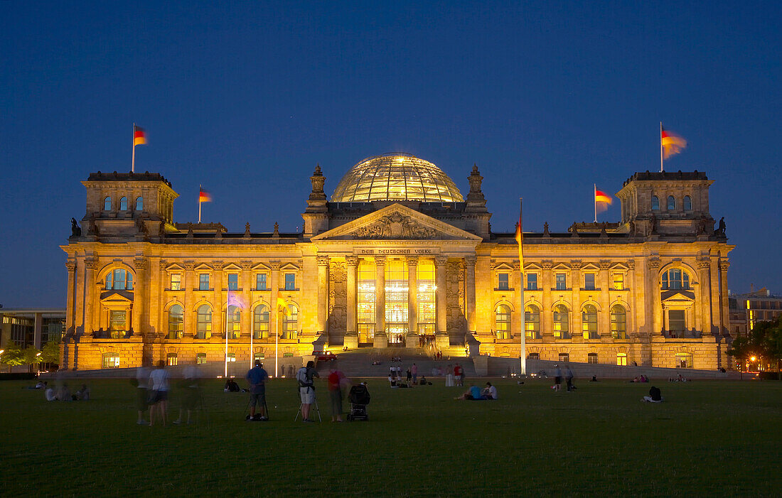 Regierungsviertel Berlin Mitte (Reichstag), Spree, Deutschland, Europa