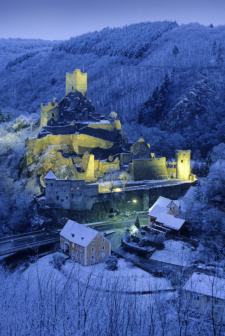 Manderscheid castles in winter, Lower castle, near Manderscheid, Eifel, Rhineland Palatinate, Germany