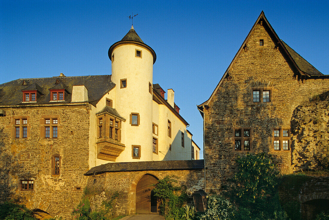 Burg, Neuerburg, Eifel, Eifelkreis Bitburg-Prüm, Rheinland Pfalz, Deutschland