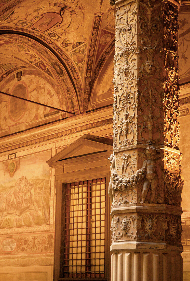 Decorated column at the entrance hall of Palazzo Vecchio, Florence, Tuscany, Italy, Europe