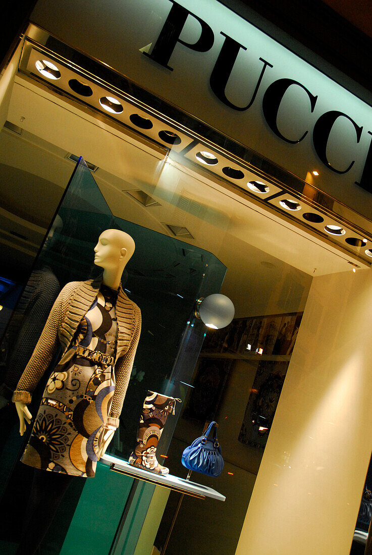 Shop window of the Pucci boutique, Via Tornabuoni, Florence, Tuscany, Italy, Europe