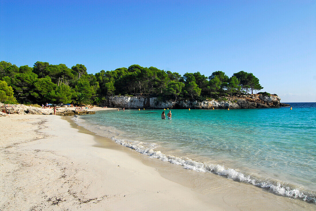 Strand an der Cala en Turqueta, Menorca, Balearen, Spanien