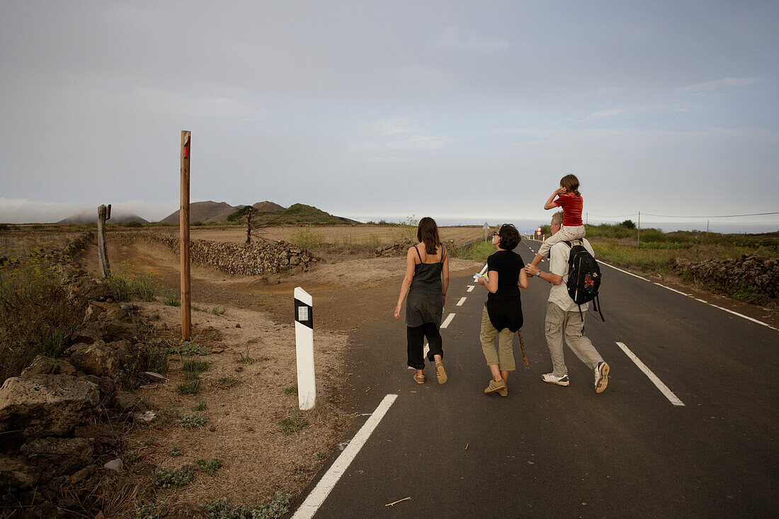 Hikers, Family hiking, Camino de la Virgin, Malpaso, El Hierro, Canary Islands, Spain