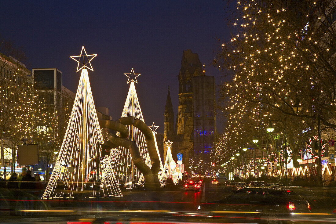 Weihnachtsbeleuchtung, Berlin Mitte, Tauentzienstraße, Berlin, Deutschland