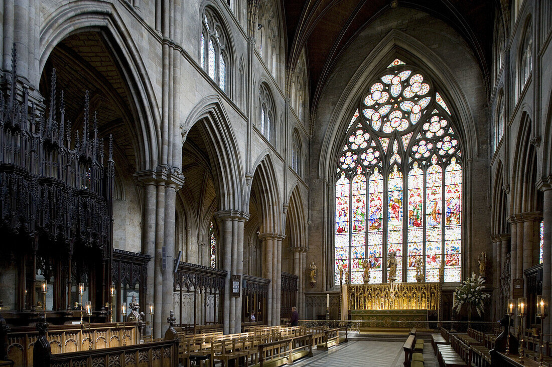 Ripon, cathedral, nave, Perpendicular arcades, early 16th century, North Yorkshire, UK, late 12th century, Early English style
