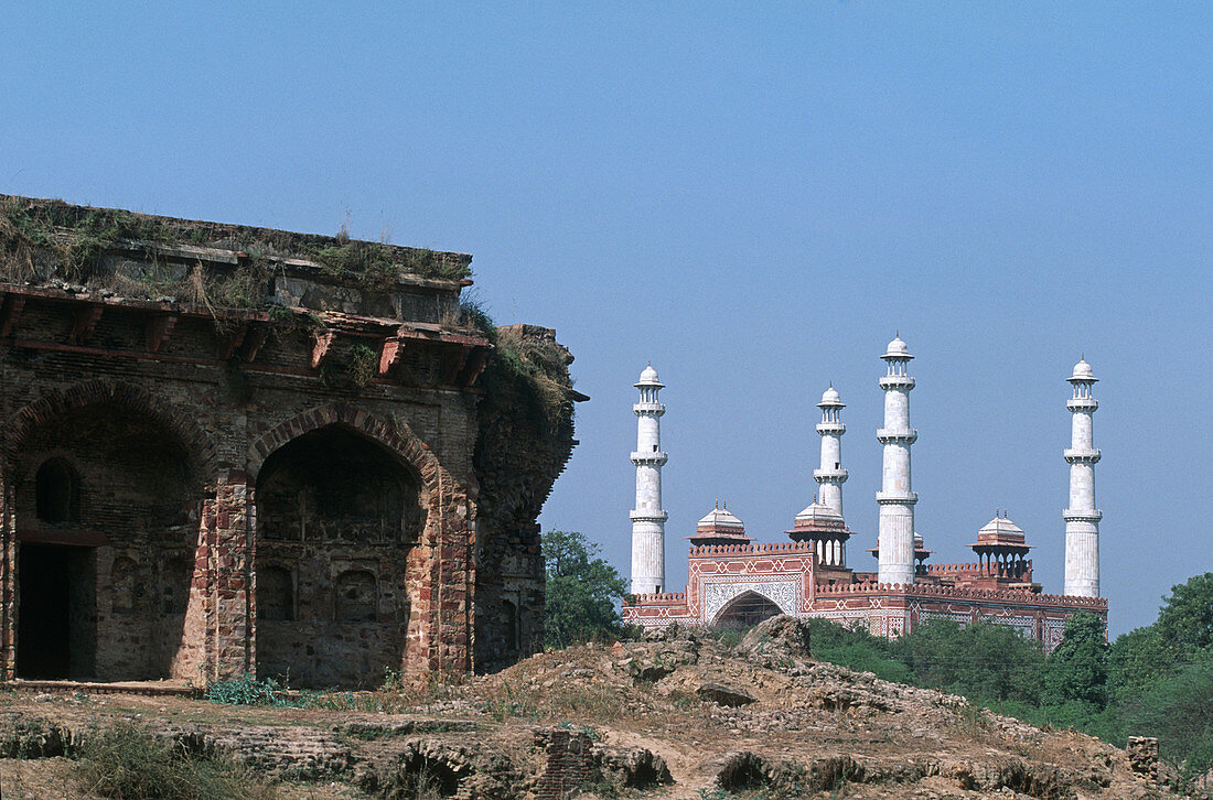 India, Uttar Pradesh, Agra, Sikandra, Sikander Lodi mausoleum, 1613