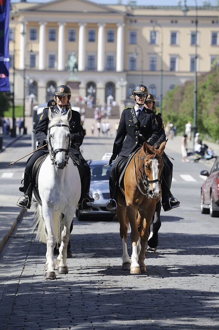 royal guard, royal guards, guard, guards, parliament, oslo, norway