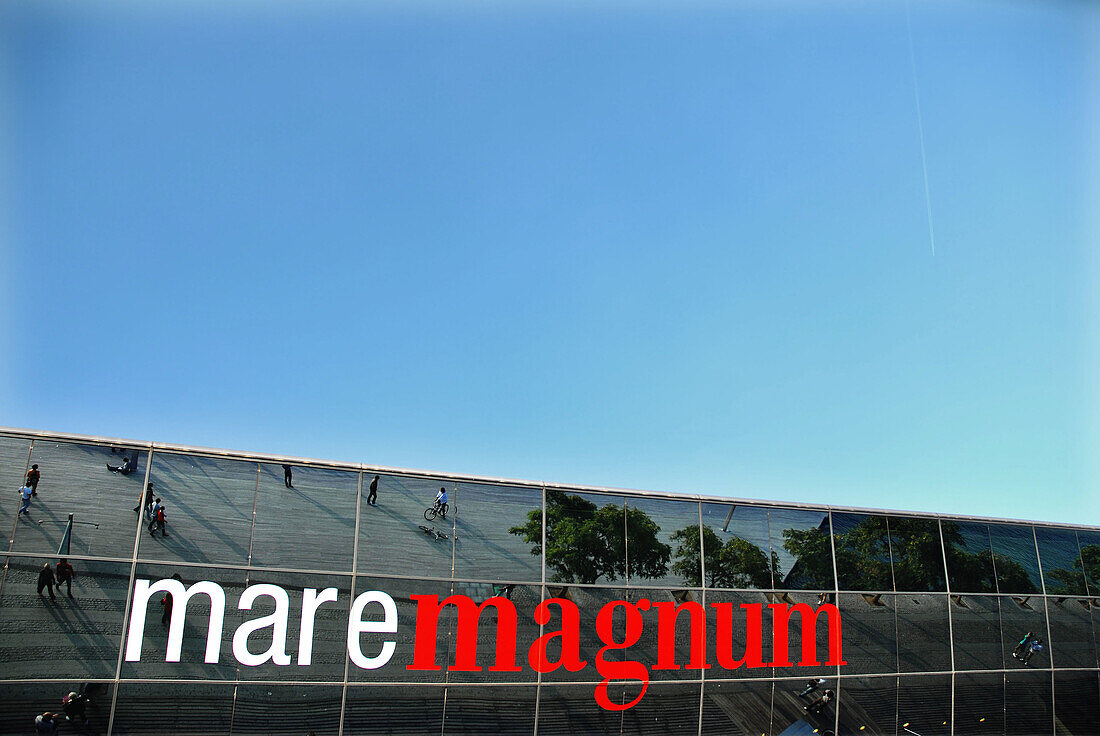 Maremagnum shopping centre. Barcelona, Catalonia, Spain.