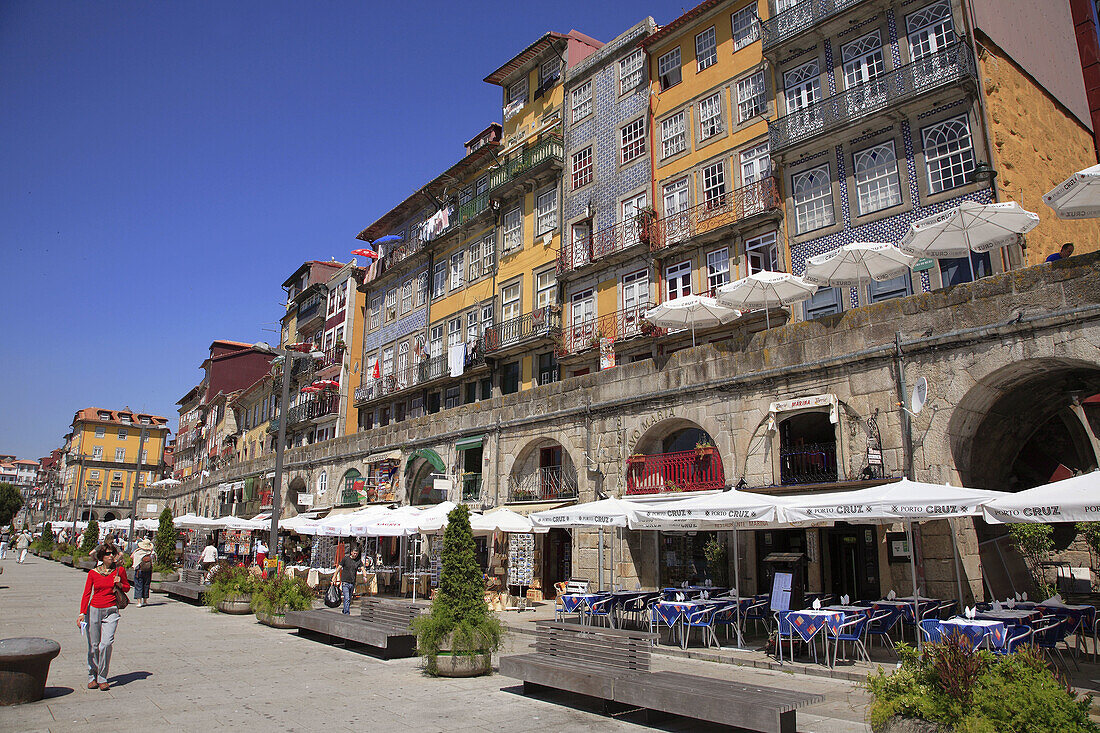 Portugal, Douro, Porto, Ribeira riverfront area