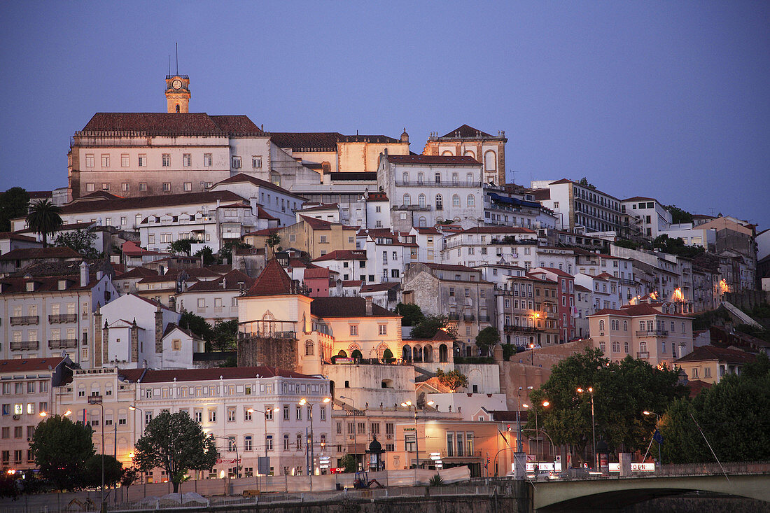 Portugal, Beira Litoral, Coimbra, skyline, general view