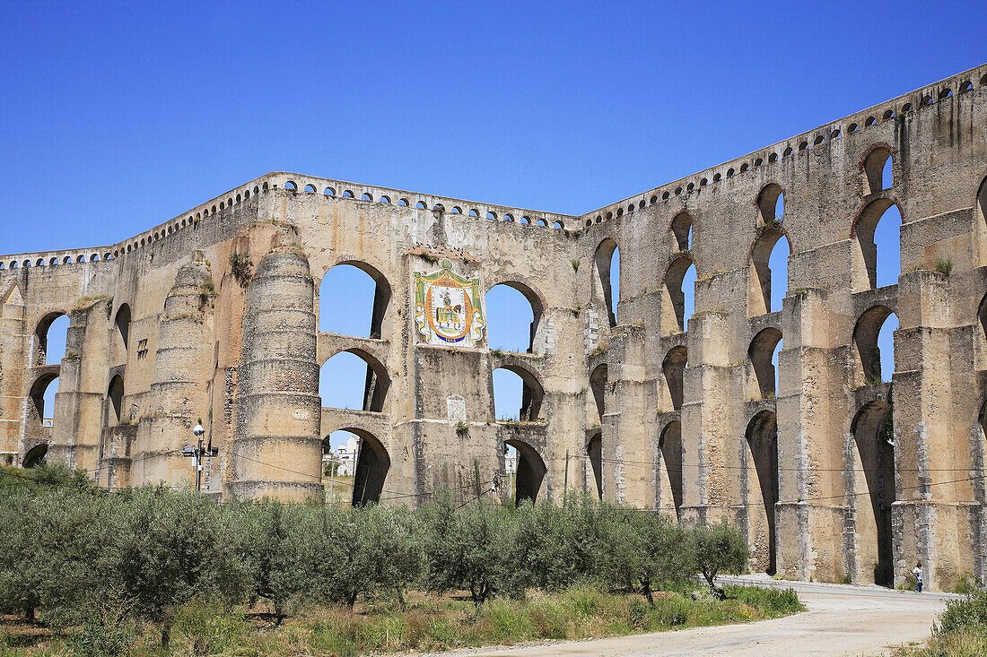 Portugal, Alto Alentejo, Elvas, Amoreira Aqueduct