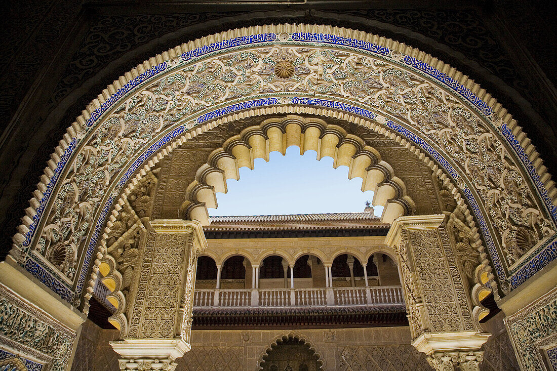 Patio de las Damas (Courtyard of the Maidens), Reales Alcazares, Sevilla. Andalucia, Spain
