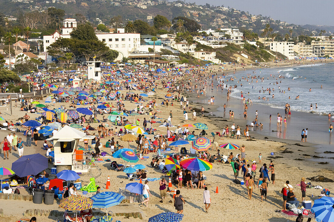 Week-end beach crowds at Laguna Beach, California, USA