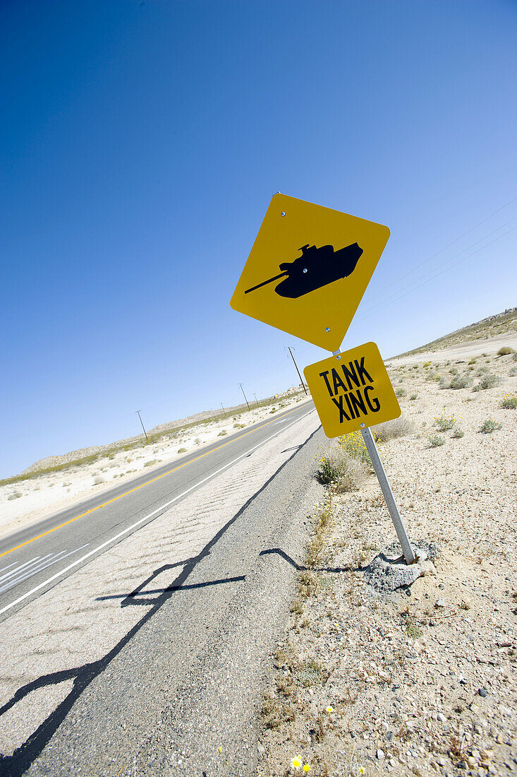 Tank crossing sign near Fort Irwin, California, USA