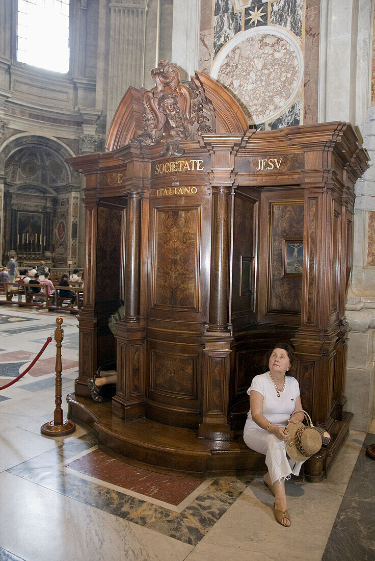 Inside St  Peters Basilica  The Vatican, Rome, Lazio, Italy