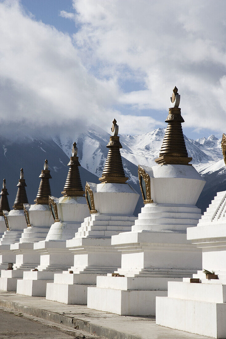 China  Yunnan  Shangri-La region  Dequin, called Shangri-La  on the Tibetan Border Buddhist Stupas