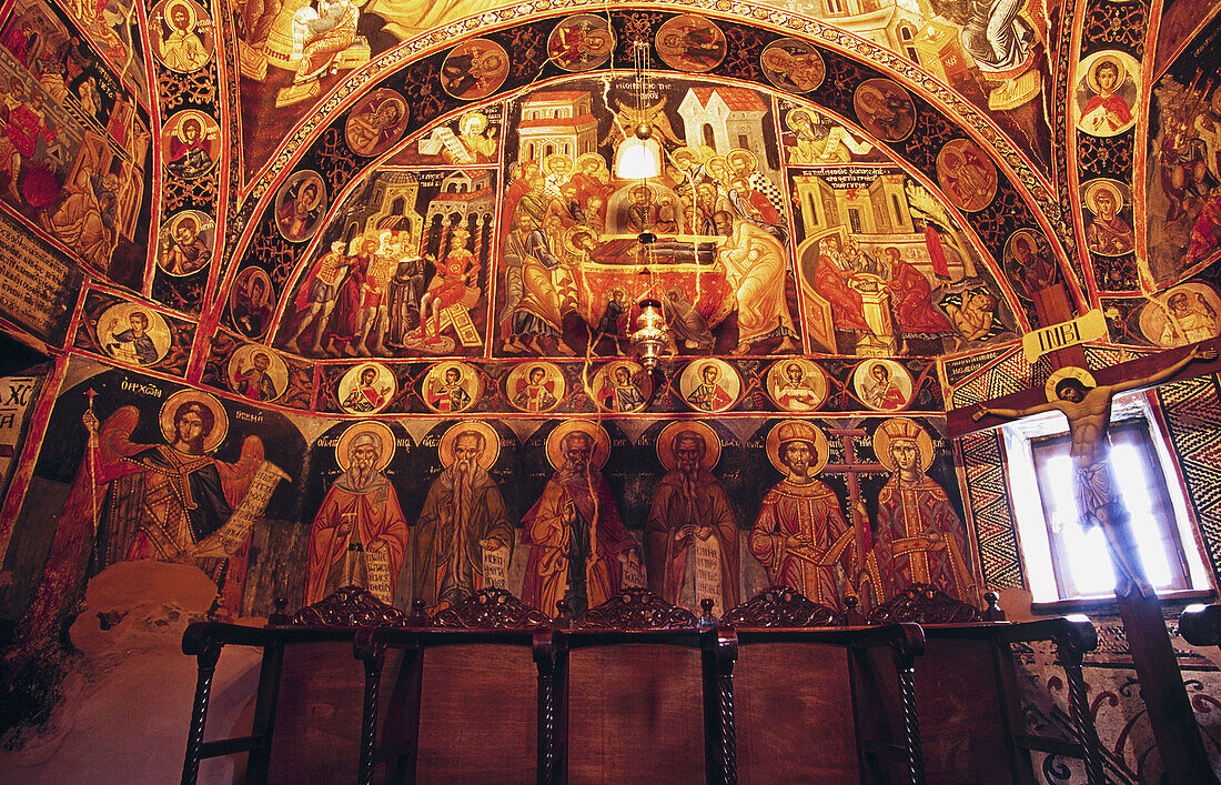 Fresken im Katholikon (Hauptkirche) des griechisch-orthodoxen Klosters der Heiligen Dreifaltigkeit, Meteora. Thessalien, Griechenland