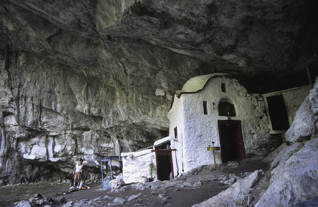 Kapelle von Hagio Spileo auf dem Berg Olympus. Makedonien, Griechenland