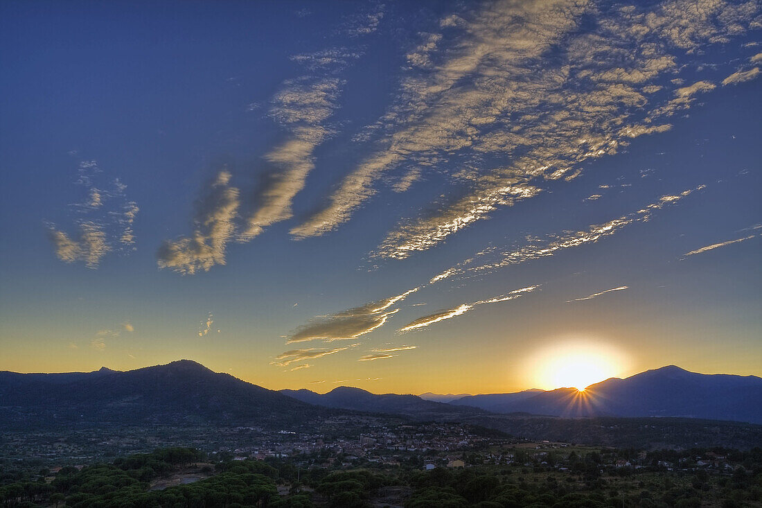 Sunset. Cadalso de los Vidrios. Madrid province. Spain