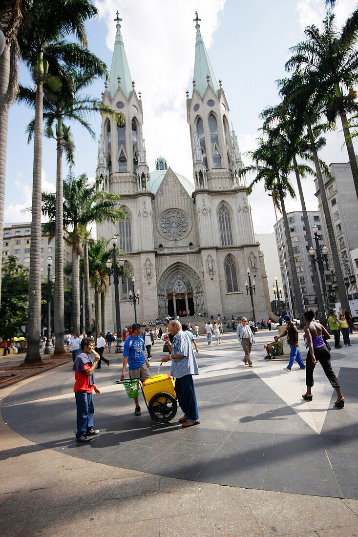 Sao Paulo cathedral and Praca da Se, Sao Paulo, Brazil