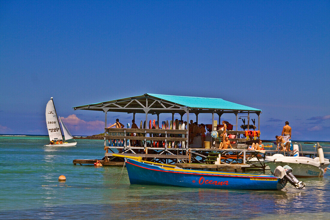Wasserski Pier des Club Med am Pointe aux Cannoniers, Mauritius, Afrika