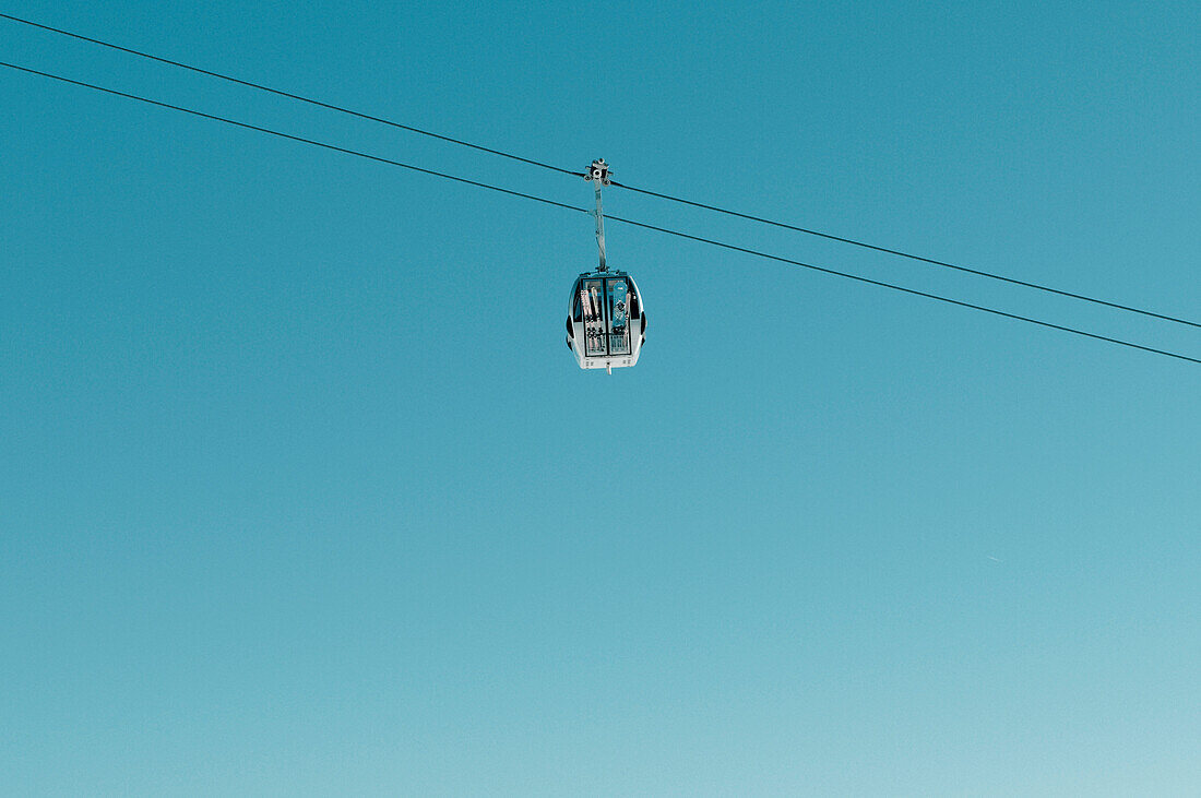 Cable car, Reinswald skiing area, Sarn valley, South Tyrol, Italy
