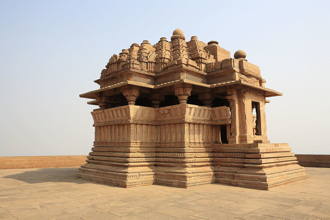 Fort, Sasbahu (Daughter-in-law) hindu temple (1093), Gwalior, India