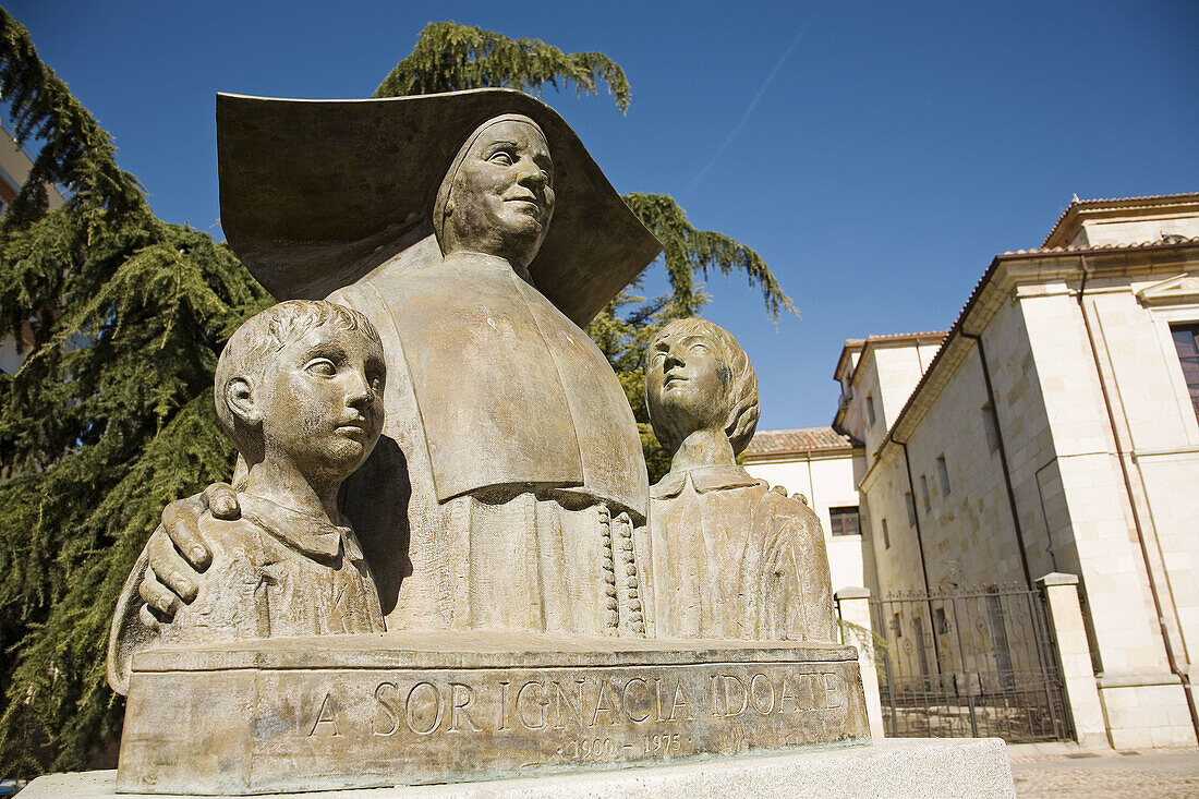 Monument to Sor Ignacia Idoate, Zamora. Castilla-Leon, Spain