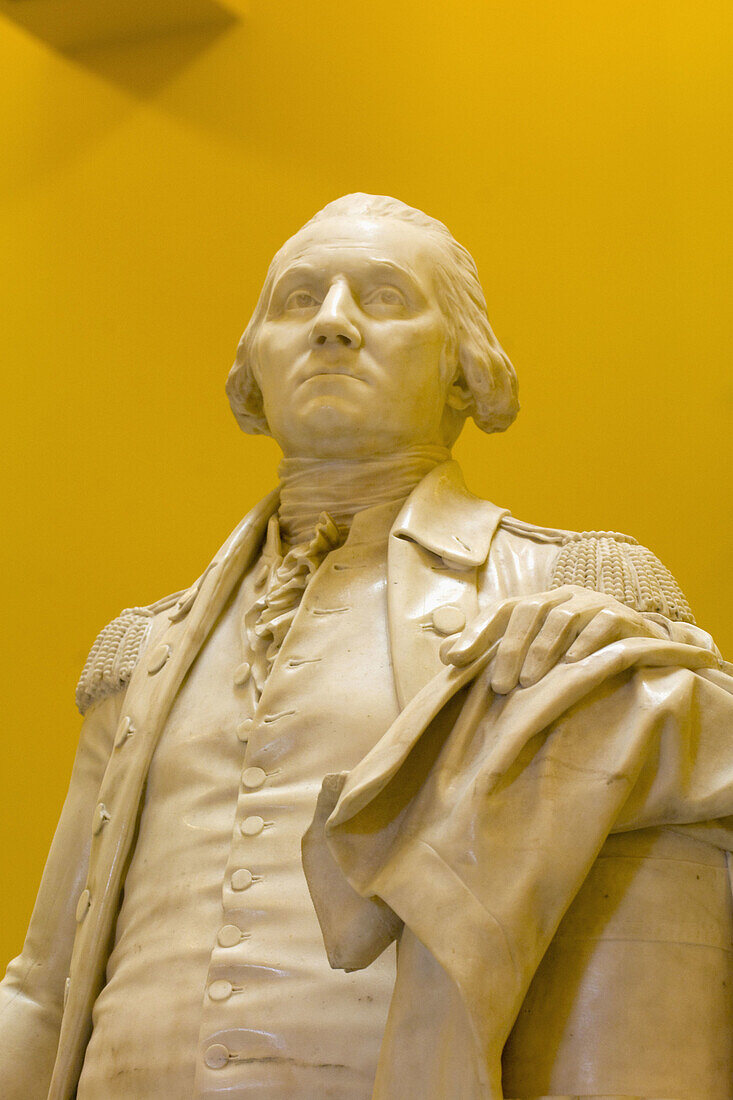 George Washington statue, Rotunda, Virginia State Capitol, Richmond, Virginia USA