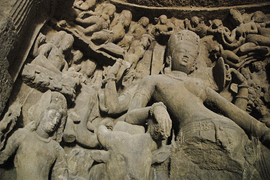 Mumbai India, Hindu statues at Elephanta Caves