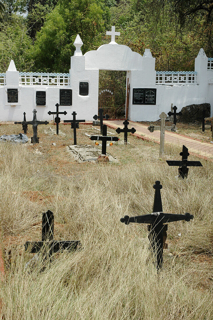 Goa India, cemetery by the Reis Magos Fort