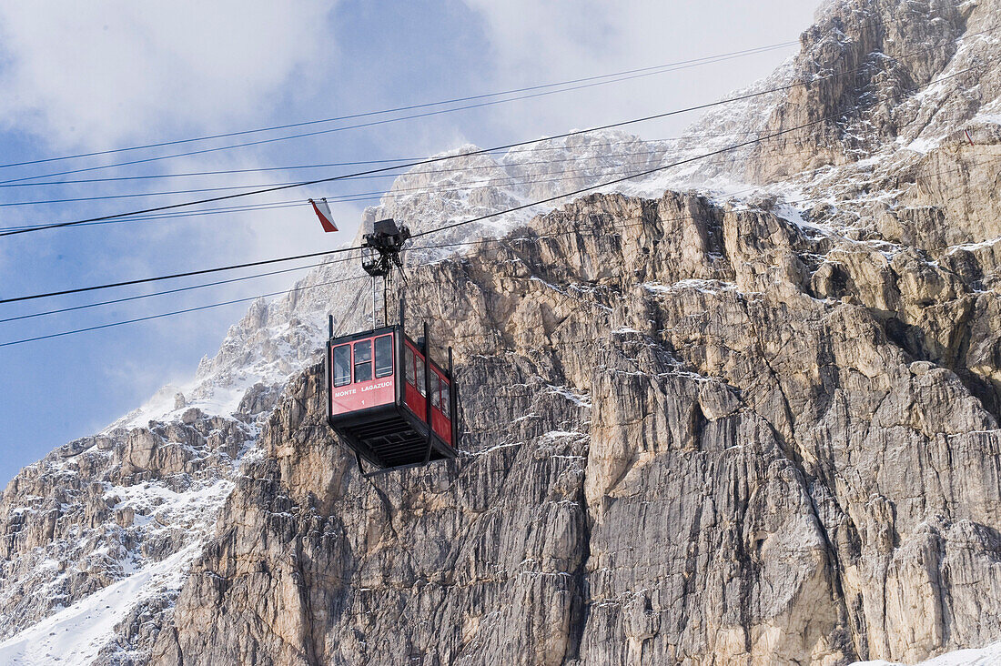Aerial cableway to Lagazuoi, Dolomites, Trentino-Alto Adige/Südtirol, Italy