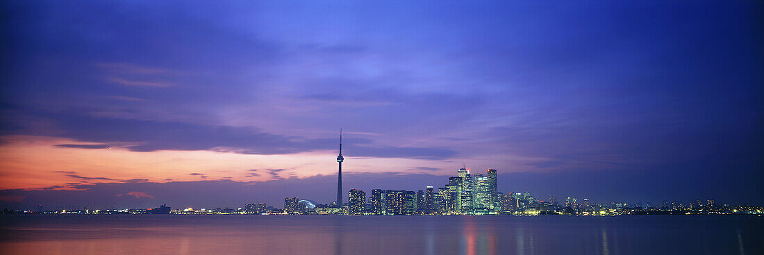 Toronto skyline with CN Tower, Canada