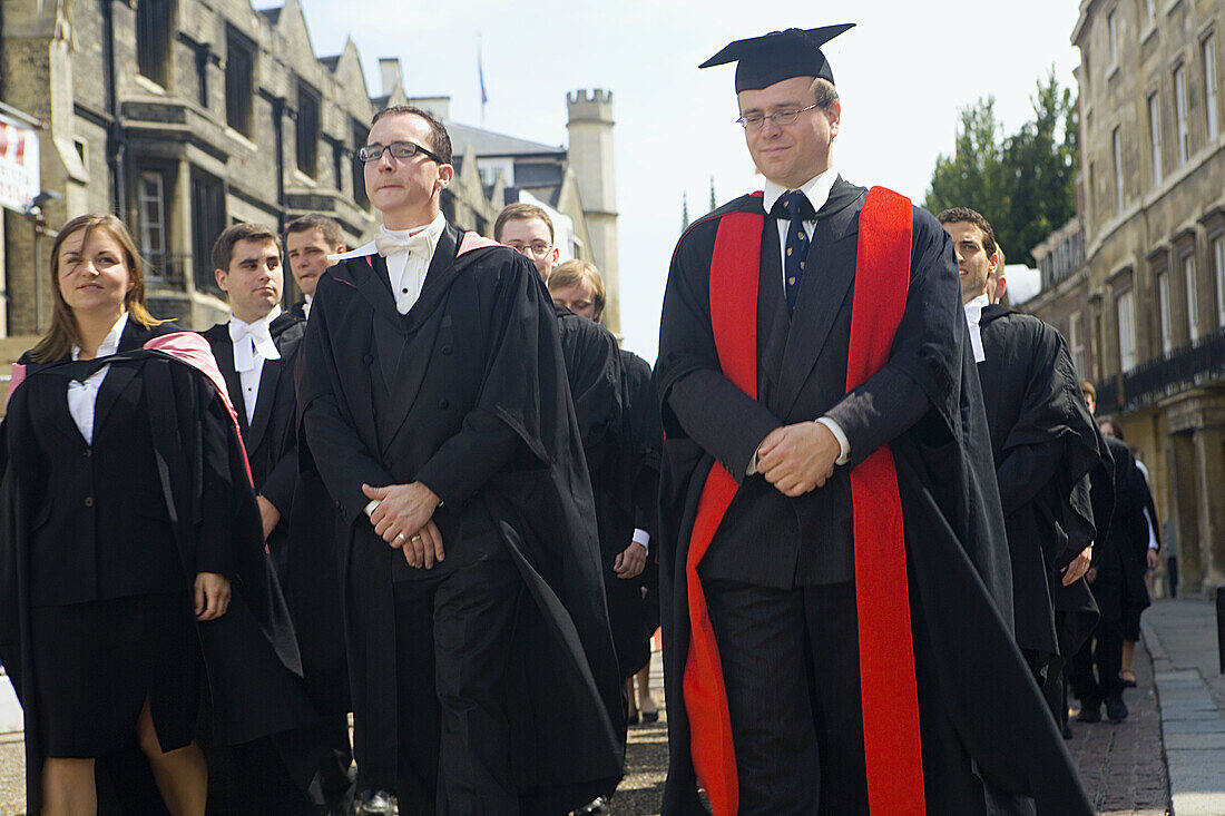 Professor & graduates, Cambridge, Cambridgeshire, UK