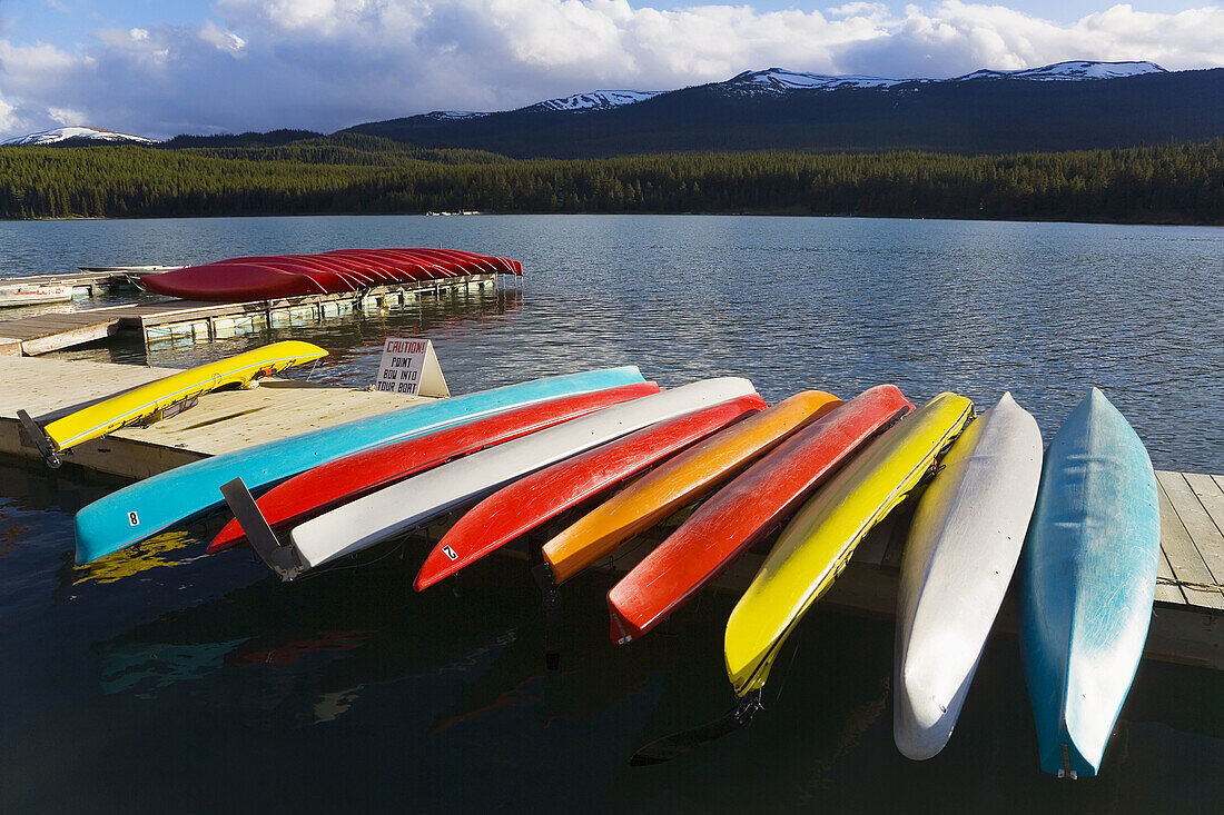 Canoes, Maligne Lake near Jasper, Jasper National Park, Alberta, Canada