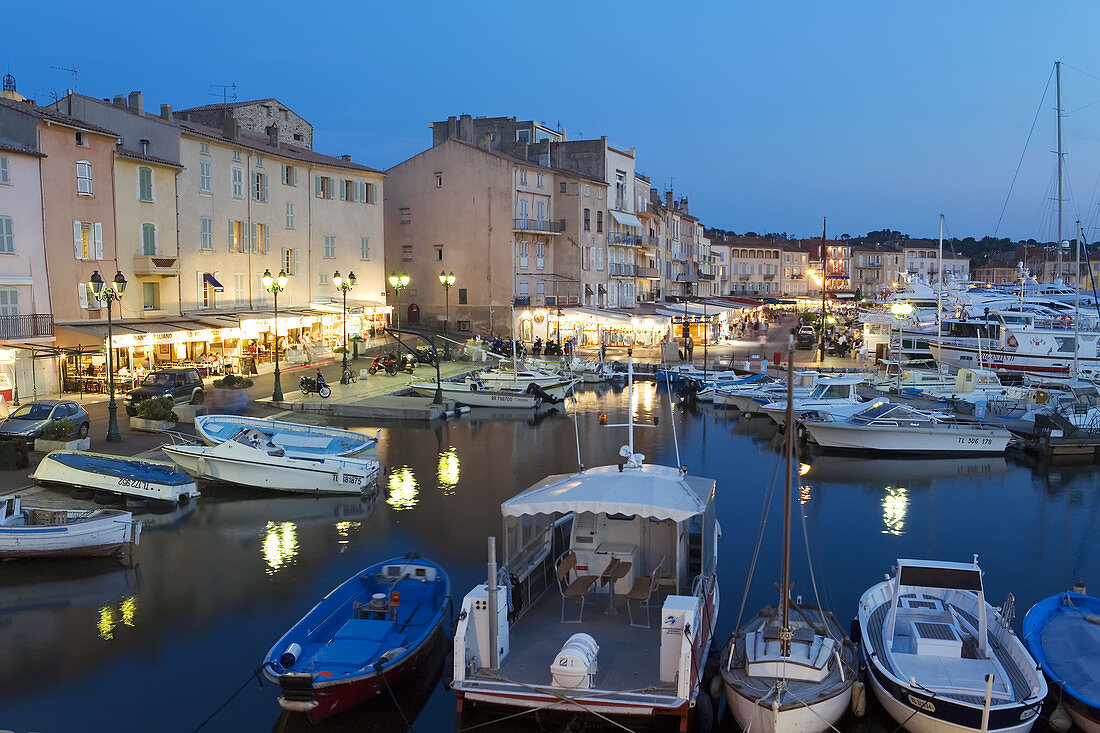 Harbour, St Tropez. Côte dAzur, French Riviera, France