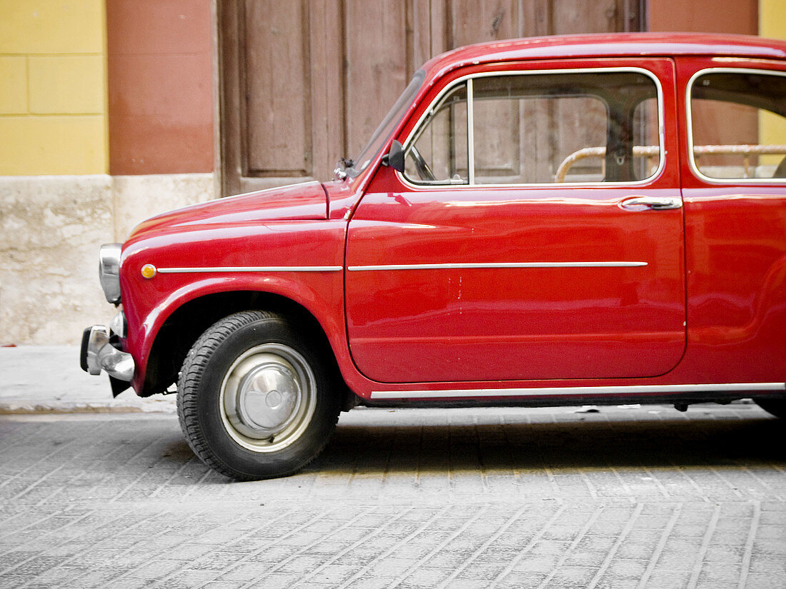 Alto de la Ventana, Ancient, Auto, Bache, Bend, Bends, Bonito, Cambio, Chillon Castle, Cobble, Cobbles, Cobblestone, Cobblestones, Coche, Coleccion, Color, Colour, Curve, Curves, De, Drive, Driving, En, Fender, Fenders, Forma, Fuerte, Grandfather, Grandfa