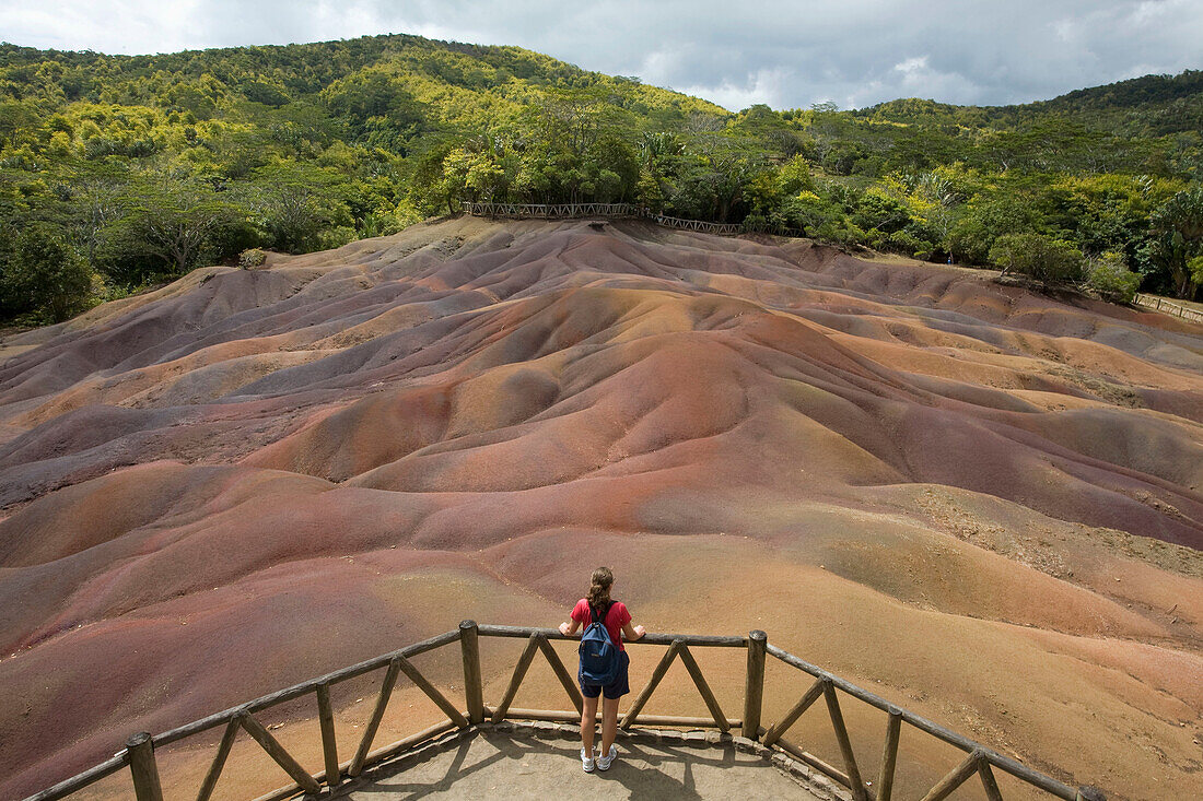 Mauritius, Chamarel coloured earths