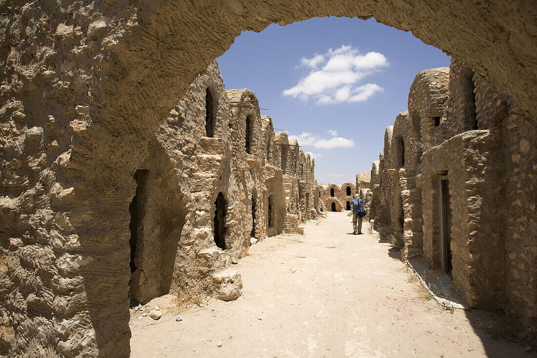 ANCIENT FORTIFIED GRANARYS IN SOUTH TUNISIAN DESERT