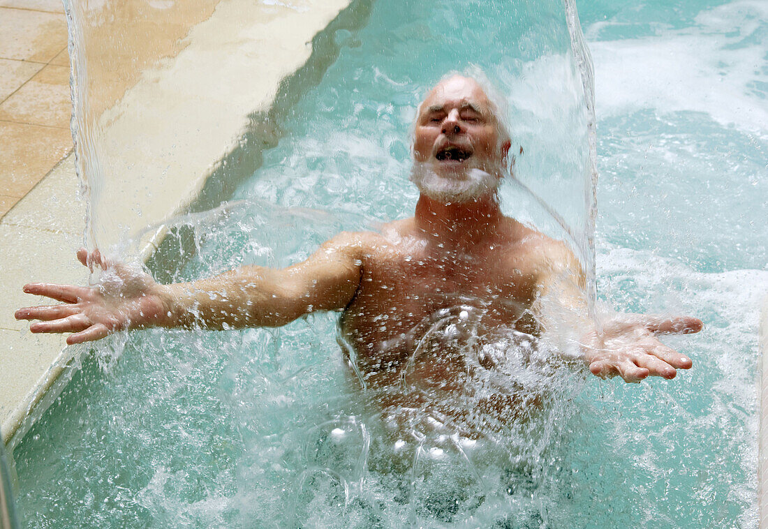 Color, Colour, Contemporary, Fit, health, Man, Mature, Old, People, Spa, Swim, Swimming Pool, Woman, Years, A75-855838, agefotostock 