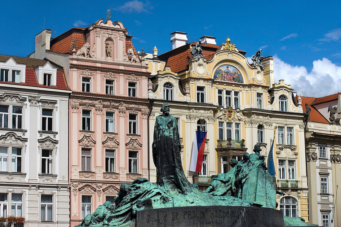 Jan hus statue old town square stare mesto. Prague. Czech Republic.