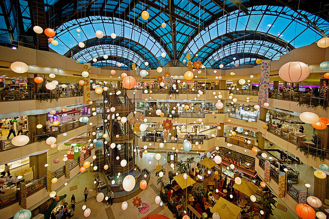 Shopping mall,  Istanbul,  Turkey