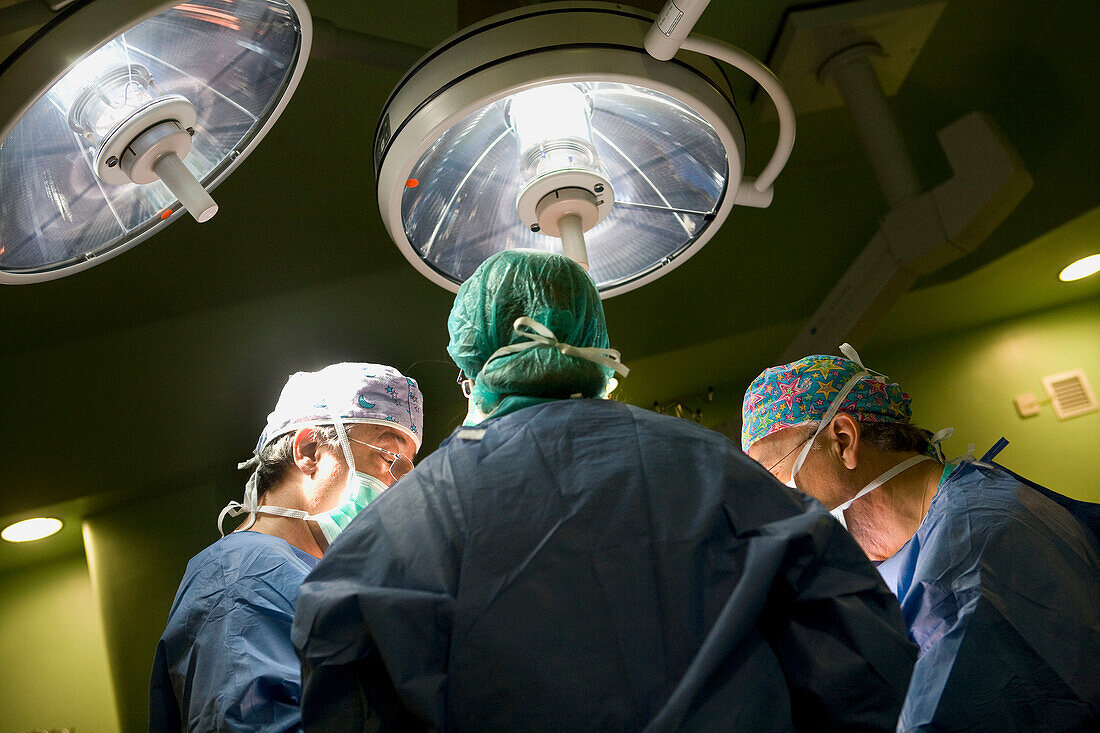 Chirurgen. Krankenhaus Universitario de Gran Canaria Doktor Negrin, Las Palmas de Gran Canaria. Kanarische Inseln, Spanien