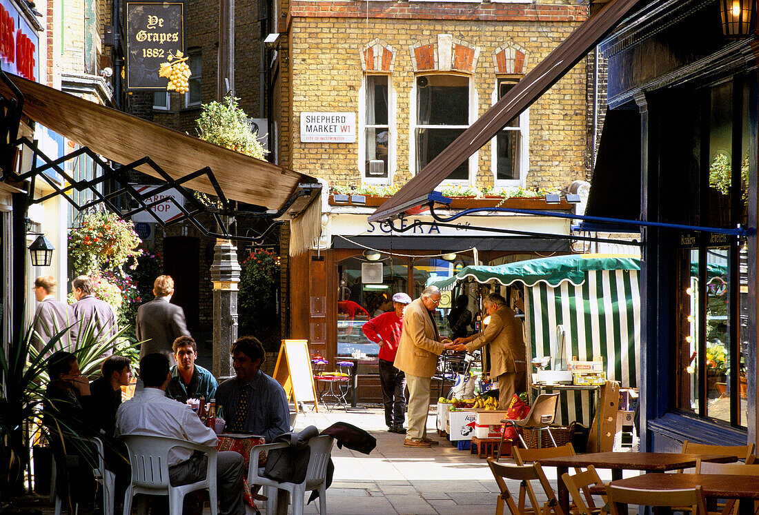 Mayfair, Shepherd Market, London, UK, England