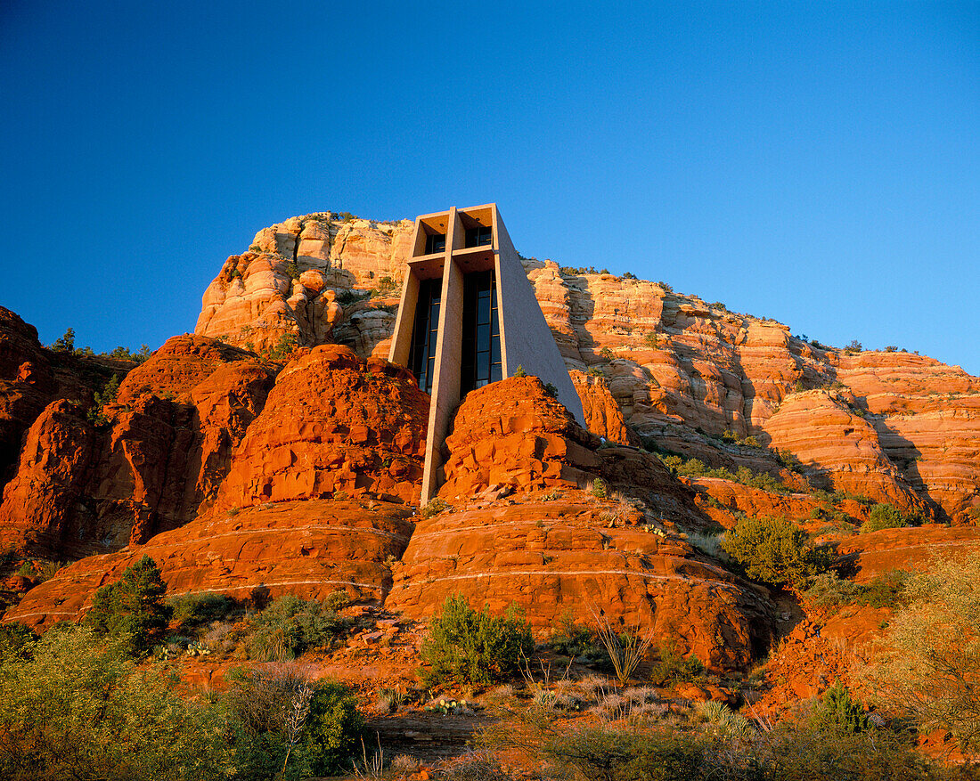 Chapel & Red Rocks, Sedona, Arizona, Usa