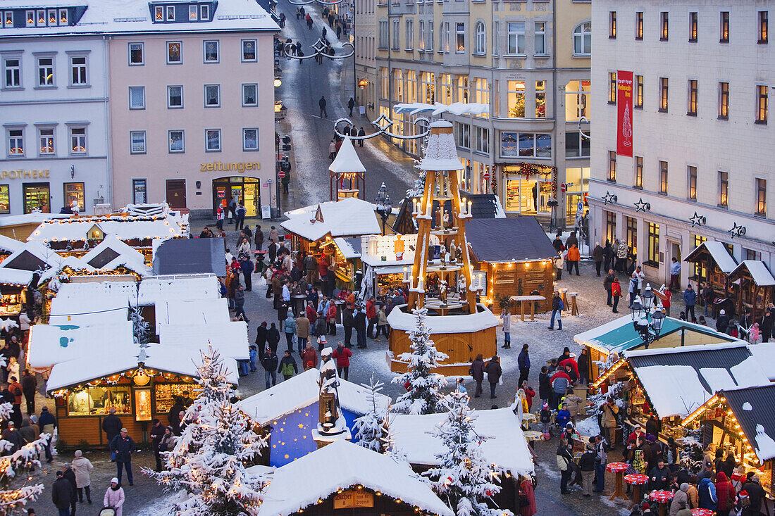 Weihnachtsmarkt, Annaberg-Buchholz, Erzgebirge, Sachsen, Deutschland