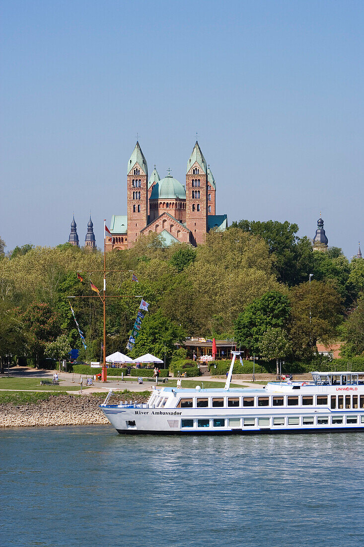 View over river Rhine to Speyer Cathedral, Speyer, Rhineland-Palatinate, Germany