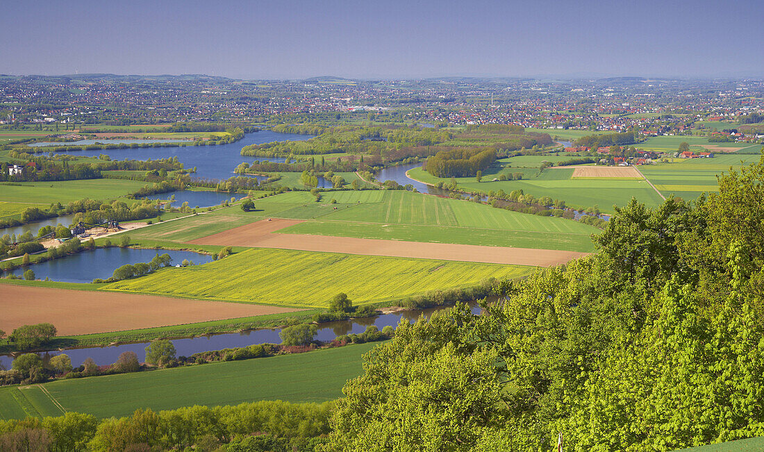 Blick über das Wesertal, Porta Westfalica, Nordrhein-Westfalen, Deutschland