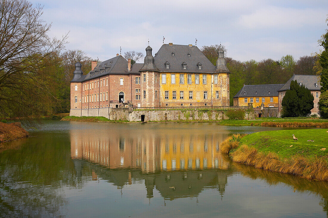 Schloß  Dyck (castle), spring, day, Jüchen, Niederrhein, North Rhine-Westphalia, Germany, Europe