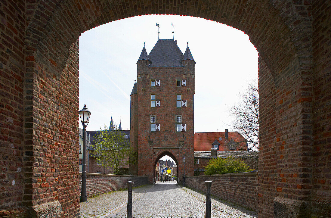 Klever Tor in Xanten, spring, day, Niederrhein, North Rhine-Westphalia, Germany, Europe